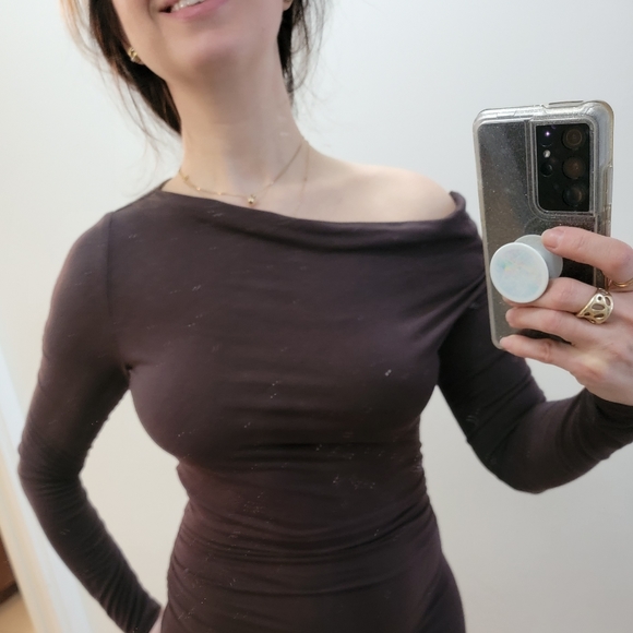 ELEGANT BROWN DRESS - Picture 6 of 6